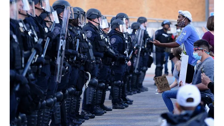 La policía de Minneapolis será refundada por racismo.