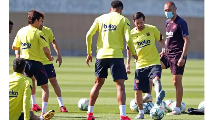 Lionel Messi y el plantel culé tienen que llegar a acuerdo con los dirigentes