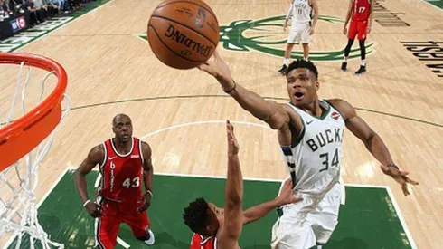 El jugador de Milwaukee Bucks se sumó a las protestas contra el racismo.