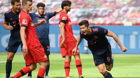 Lewandowski celebra su gol ante el Leverkusen.