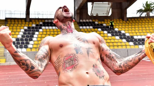 Mauricio Pinilla sacó aplausos en redes sociales por su respuesta a un bot de Instagram