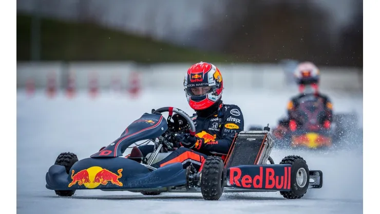 Nicolás Pino, que este sábado participará en el Alpinestar CKC E-Sports junto a Red Bull Lola, es una de las promesas del motor chileno y sueña con llegar a la F1