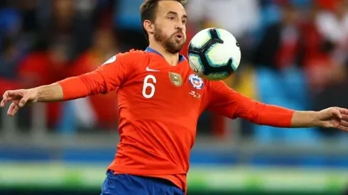 Fuenzalida aprobó el posible fichaje de Pedro Pablo Hernández a la UC.