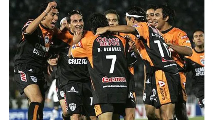 Damián Álvarez recordó el triunfo ante Colo Colo en la final de la Copa Sudamericana 2006
