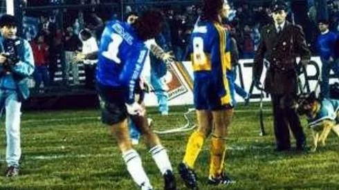 El momento en que Navarro Montoya recibe el ataque de Ron, el perro policial