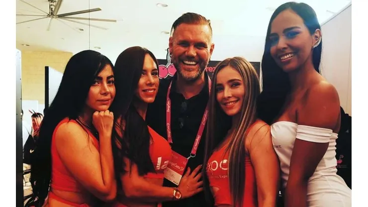 Nacho Vidal tiene 46 años y ya había experimentado con el veneno de sapo bufo.