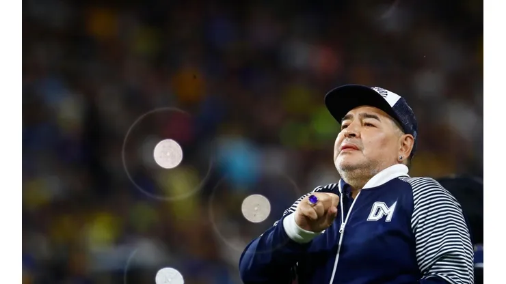 Diego Maradona en la Bombonera como DT de Gimnasia