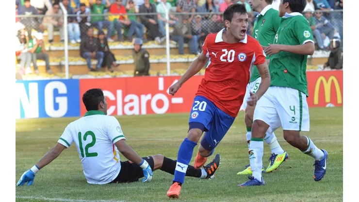 Se cumplen ocho años desde el primer gol de Charles Aránguiz junto a la Roja