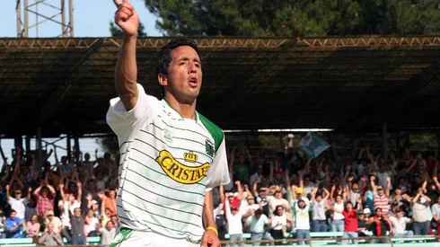 Lucas Barrios y su primer club en el fútbol chileno