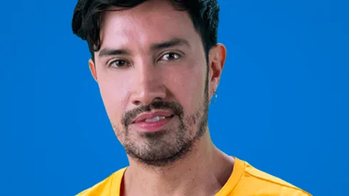 La foto de Héctor Morales que Play FM aún tiene en su sitio.