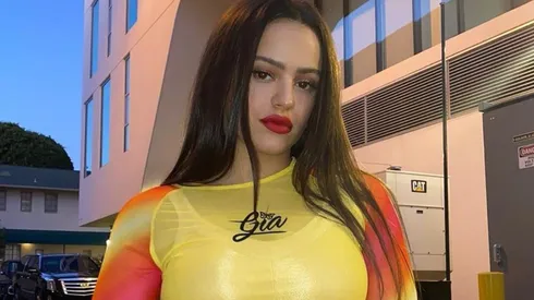 Rosalía lanzó recientemente su tema "TKN", junto a Travis Scott.