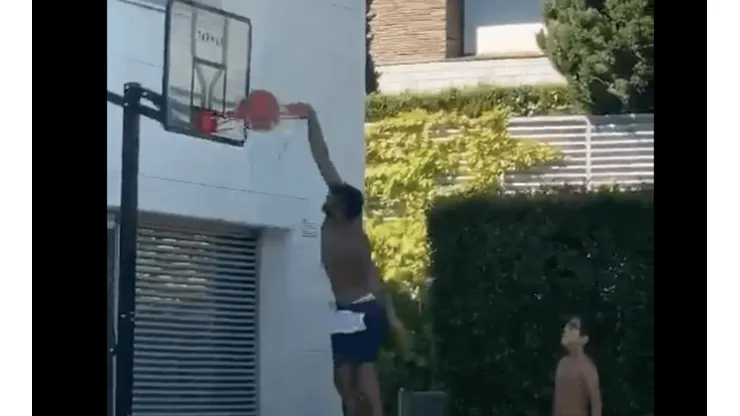 Arturo Vidal a lo Michael Jordan