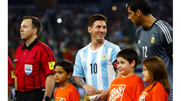 Tigres de la UANL no opuso resistencia al pedido de Guzmán de ser cedido a Ñuls en caso de un fichaje de Messi y aceptó gustoso la curiosa cláusula de palabra.
