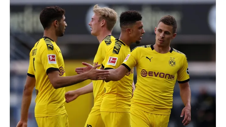 Dortmund lavó sus heridas del clásico