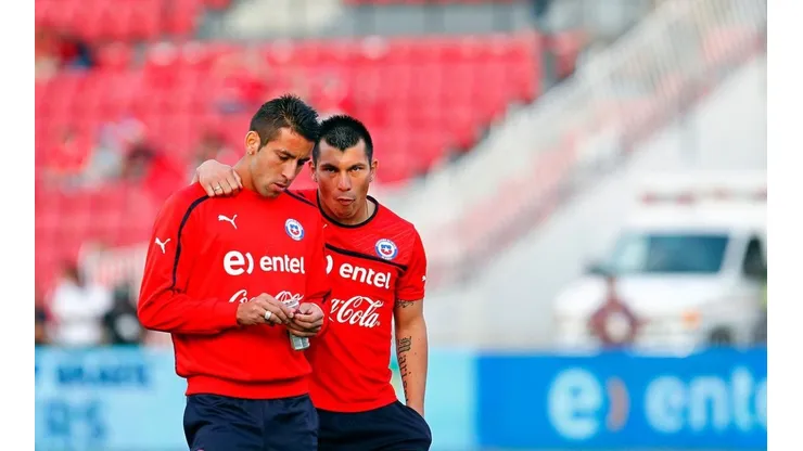 Medel recomendó a Isla para Boca Juniors