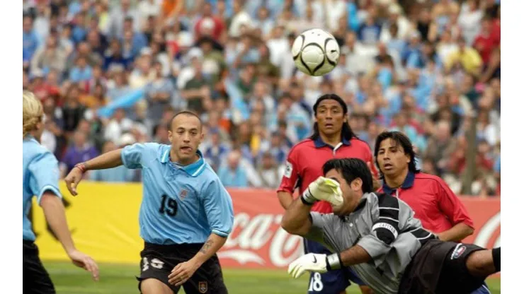El partido de la locura que se disputó en el Estadio Centenario en 2003