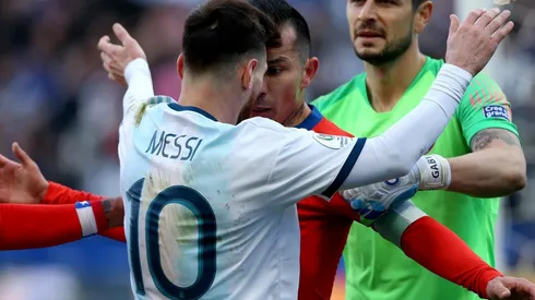 Ambos jugadores fueron expulsados tras el incidente