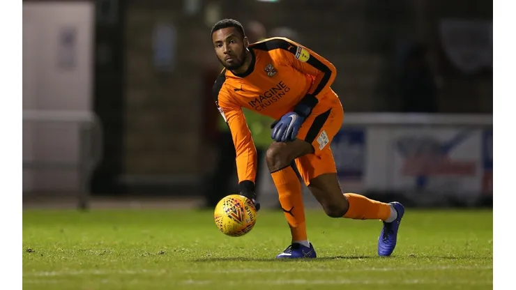 Lawarence Vigouroux se manifiesta en Twitter