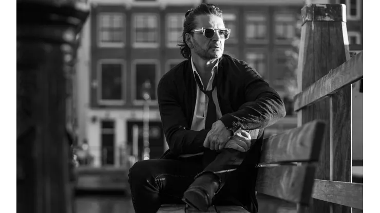 Ricardo Arjona partió al Reino Unido para grabar su más reciente disco.