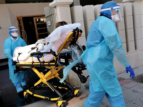 Chile registra 54 muertes por coronavirus en un día y Gobierno refuerza las residencias sanitarias