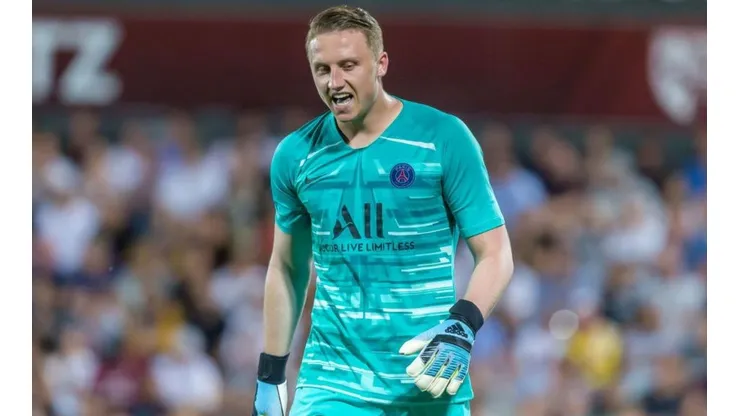 Marcin Bulka se vio invoclucrado en un fuerte accidente de tránsito