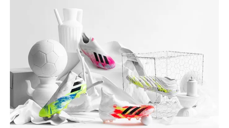 Los nuevos modelos de los clásicos de adidas que esperan el regreso del fútbol para que sean usadas.