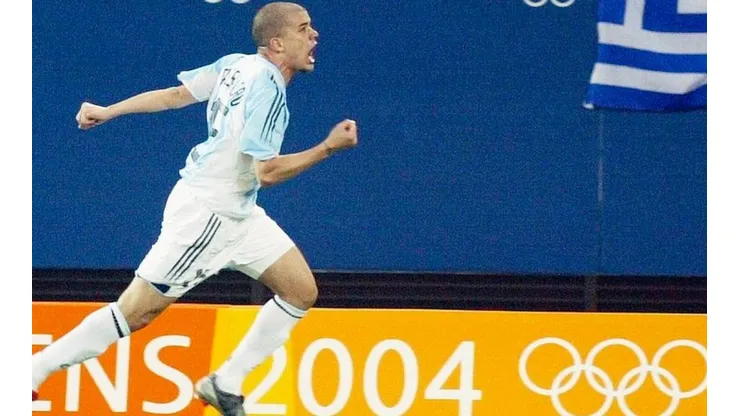 Andrés D'Alessandro fue parte del equipo argentino que ganó el oro en Atenas con Bielsa