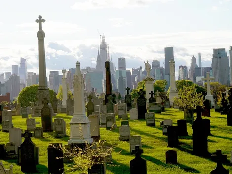 Estados Unidos supera los 100 mil muertos por coronavirus