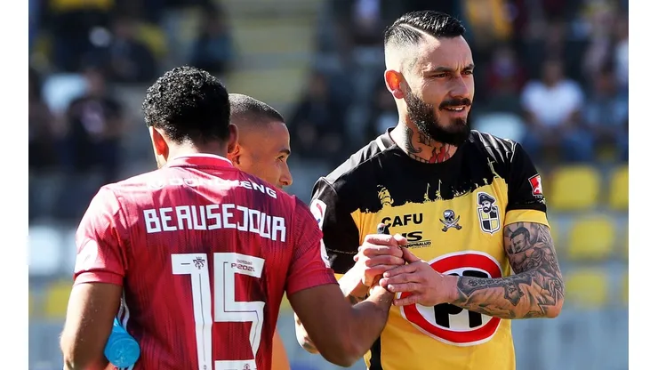 Jean Beausejour enfrenta a Mauricio Pinilla por el Torneo Nacional 2019