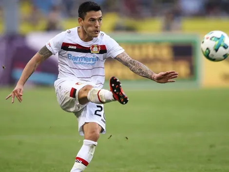 Aránguiz hizo inferiores en CC y se fue porque lo hicieron jugar de lateral