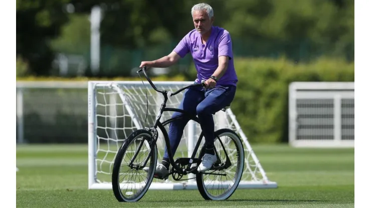 Mourinho quiere que pronto vuelva el fútbol en la Premier