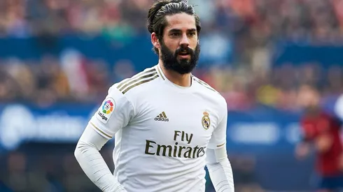 Insultan en duros términos a Isco.