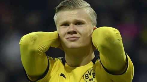 Haaland deberá someterse a exámenes médicos para saber la gravedad de su lesión en la rodilla.