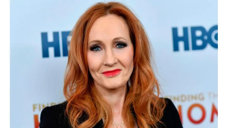 J.K. Rowling proyecta editar el libro en formato físico en noviembre.