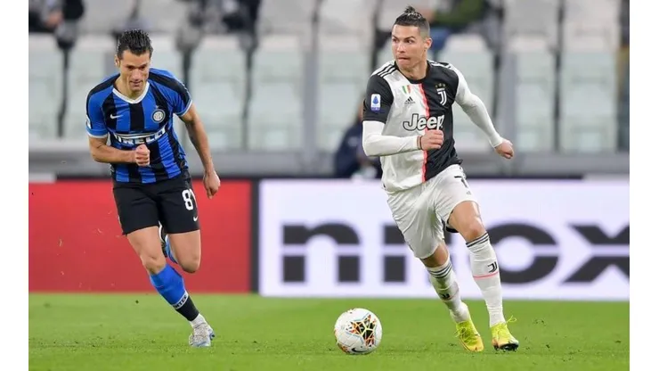 Cristiano Ronaldo luce radical cambio de look en sus redes sociales