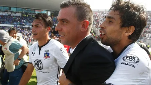 Pablo Guede celebrando junto a Jorge Valdivia en su paso por Colo Colo