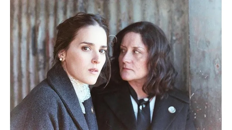 Catalina Saavedra y Amalia Kassai protagonizan "Helga y Flora"