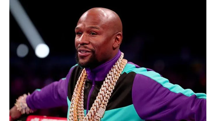 Mayweather es sorprendido en fiesta masiva en Arizona sin respetar las medidas sanitarias ante el covid-19.