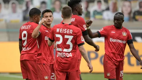 Charles y el triunfo del Bayer.