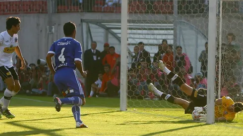 Francisco Prieto en el arco de Colo Colo en el fatídico partido para el arquero
