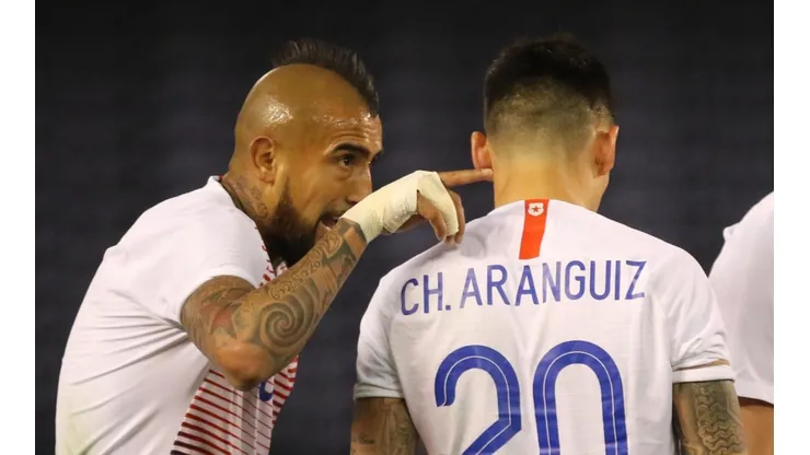 Arturo Vidal explicó su exhabrupto por Instagram que incluyó a Charles Aránguiz