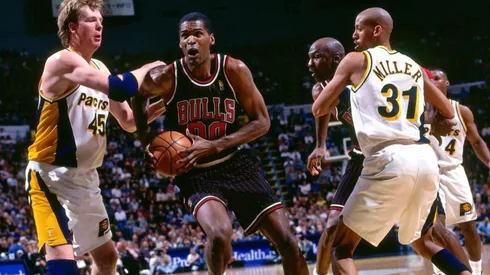 Parrish jugando con Jordan en los Bulls