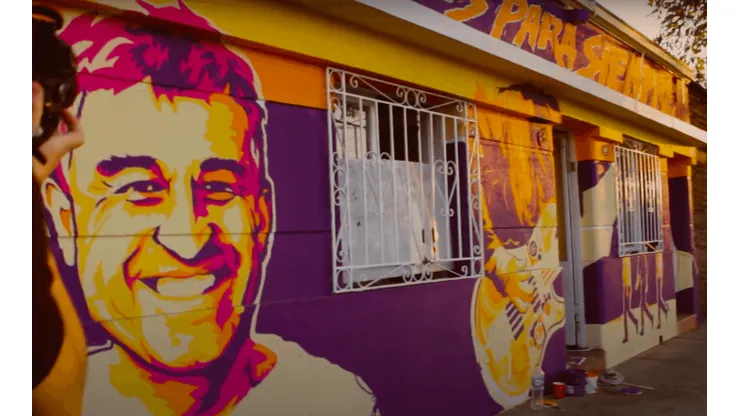 El mural en homenaje a Jorge González se creó hace un año.