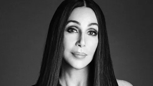 Cher es paciente de riesgo y aún así está colaborando para controlar la crisis sanitaria.