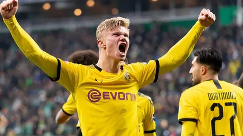 En un par de meses recién cumplirá 20 años y ya está rompiendo varios récords en el fútbol mundial.