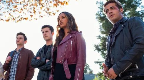 El elenco principal de "13 Reasons Why" deberá enfrentar el secreto que guardan desde la conclusión del tercer ciclo.