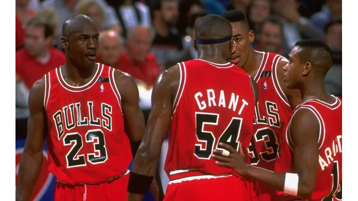 Grant junto a Michael Jordan en los Chicago Bulls