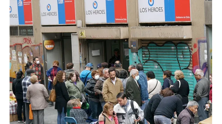 El Instituto de Previsión Social busca evitar aglomeraciones en los pagos de bonos o pensión.