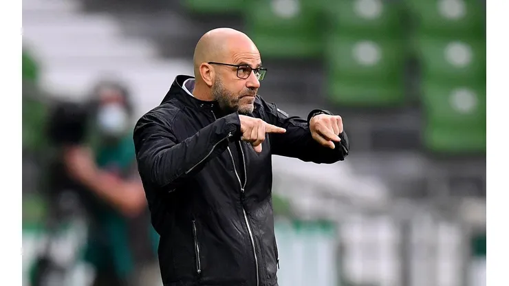 El Leverkusen goleó en su regreso al fútbol