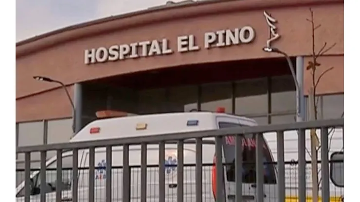 Hospital El Pino de San Bernardo tiene sus 31 camas UCI ocupadas y siguen llegando pacientes.